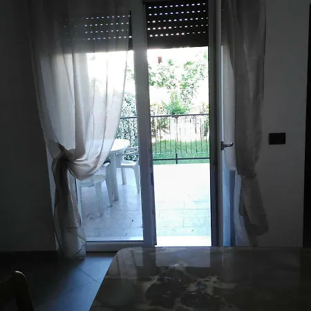 Di Paola Pensión Lugagnano