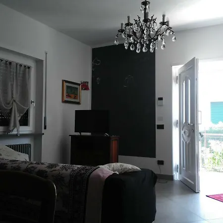 Di Paola Pensión Lugagnano